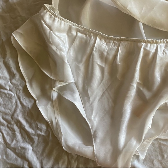 Circa 2000 Two Piece Sleep Set - Picture 6 of 12